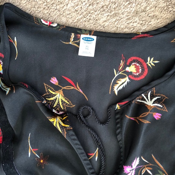 Peasant shirt - Picture 2 of 3